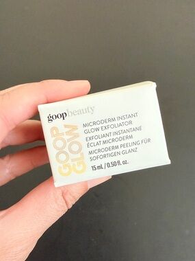 ✨NEW✨ Goop Glow MICRODERM INSTANT GLOW EXFOLIATOR